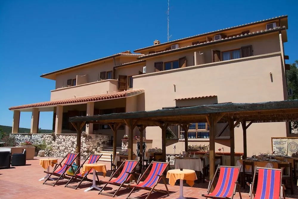 Lu' Hotel Maladroxia SantʼAntìoco 4*,