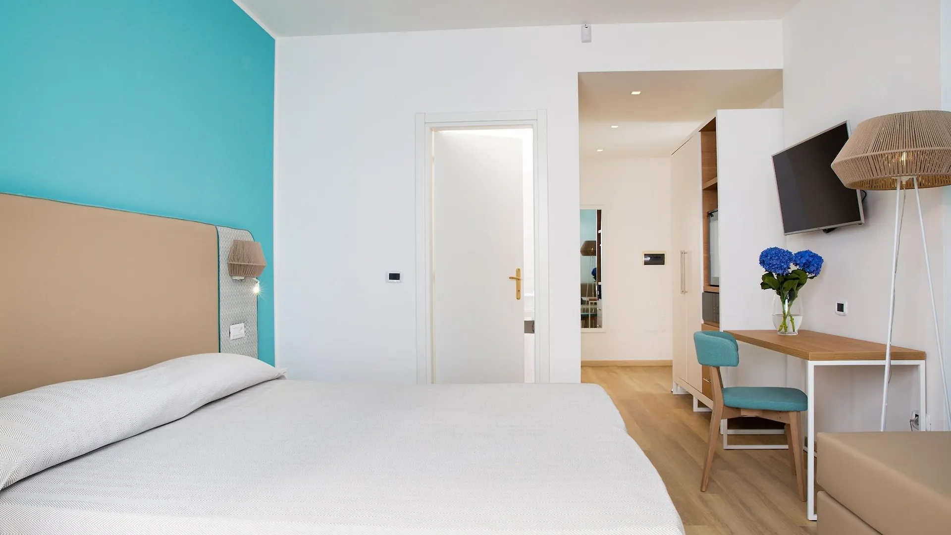 Lu' Hotel Maladroxia SantʼAntìoco