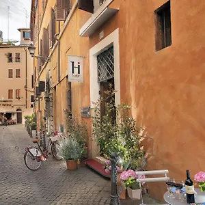 https://hisuiterome.it-romehotels.com