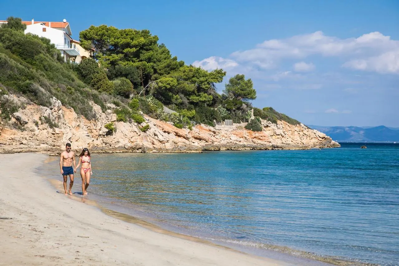 Lu' Hotel Maladroxia Sant'Antioco 4*,