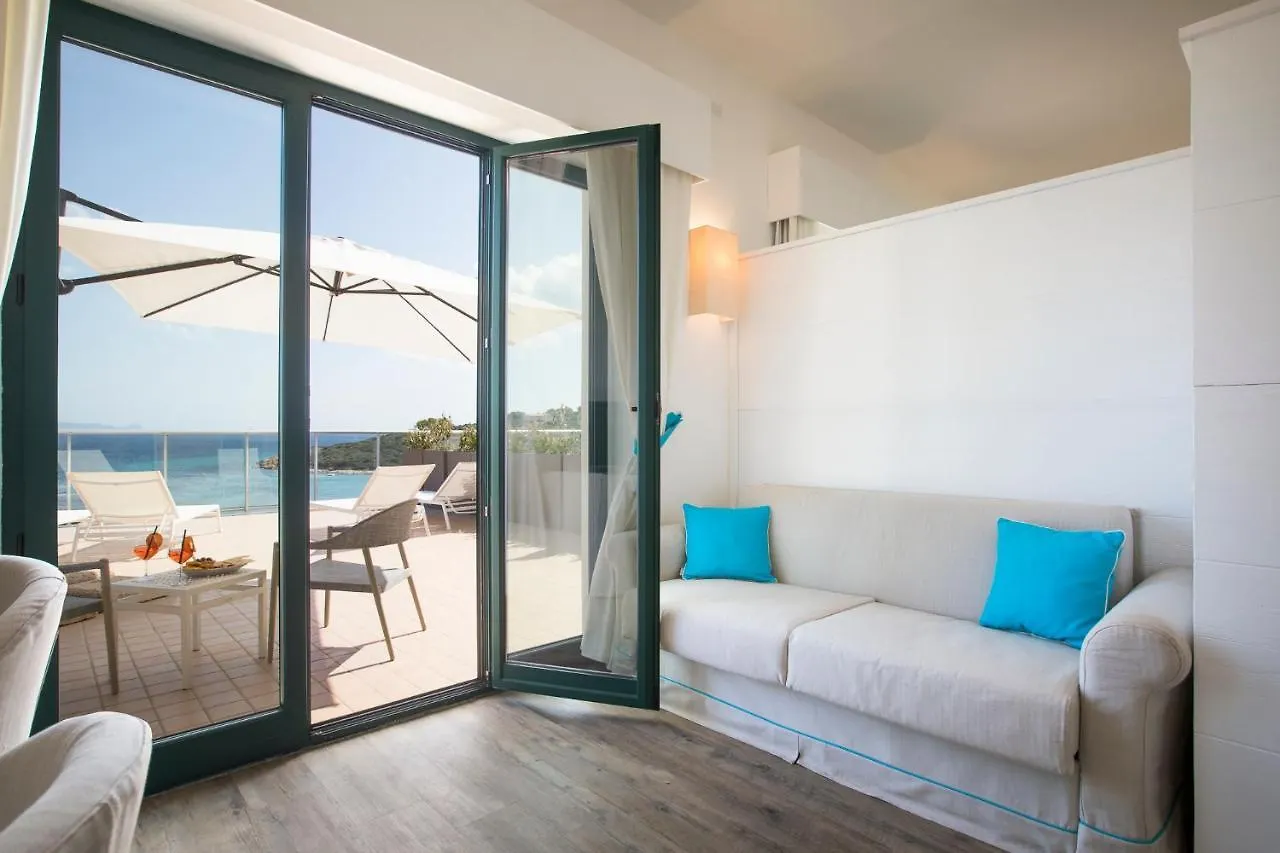 Lu' Hotel Maladroxia Sant'Antioco 4*,